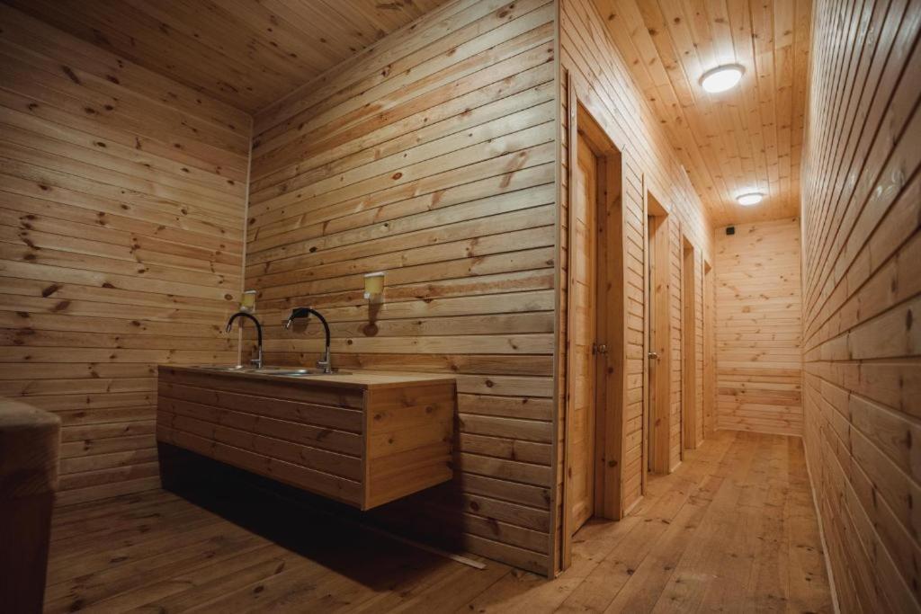Hotel Glamping Mandra Kanev Leplyavo Exterior foto