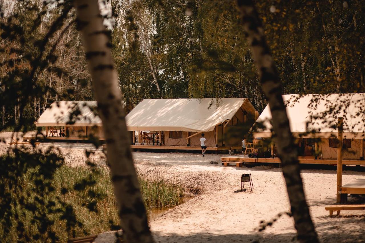 Hotel Glamping Mandra Kanev Leplyavo Exterior foto