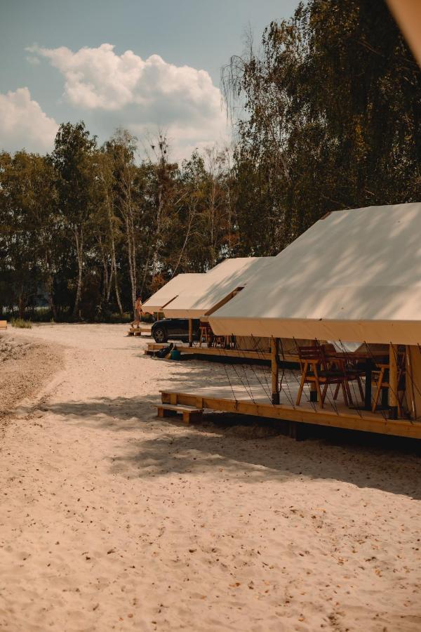 Hotel Glamping Mandra Kanev Leplyavo Exterior foto